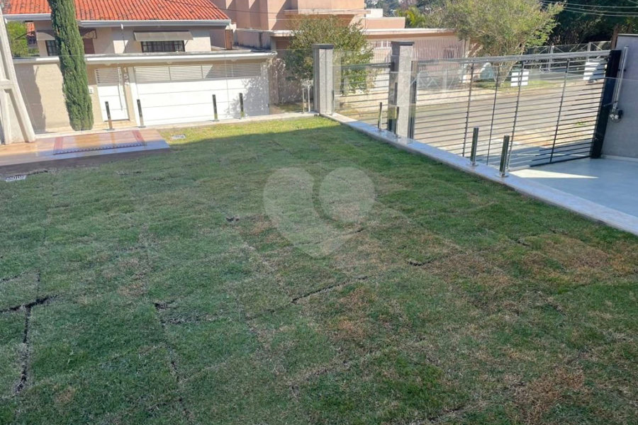 Casa à venda com 3 suítes em Parque Arco Iris, Atibaia, SP