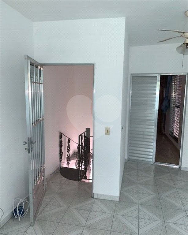 Sobrado à venda com 3 quartos, sendo 1 suíte, em Tremembé, São Paulo, SP