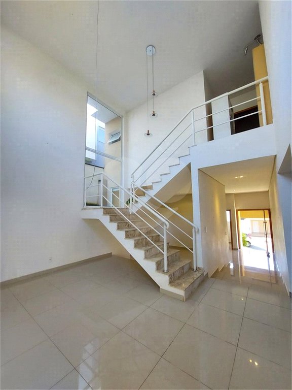 Casa à venda com 3 suítes no condomínio Villaggio Di Napoli Valinhos, Valinhos - SP