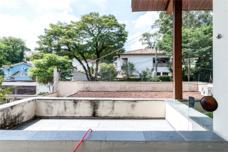 Casa de Vila à venda ou para alugar com 5 suítes em Jardim dos Estados, São Paulo, SP