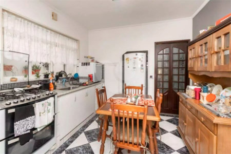 Sobrado à venda com 3 quartos, sendo 1 suíte, em Tremembé, São Paulo, SP