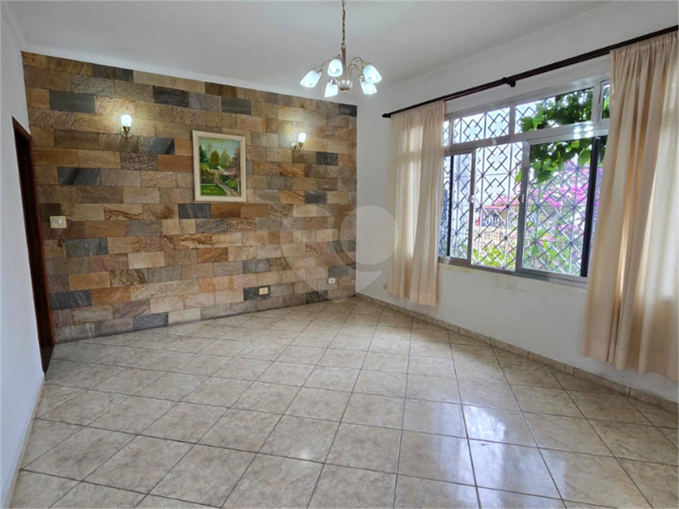 Casa à venda com 3 quartos, sendo 1 suíte, em Vila Pereira Cerca, São Paulo, SP