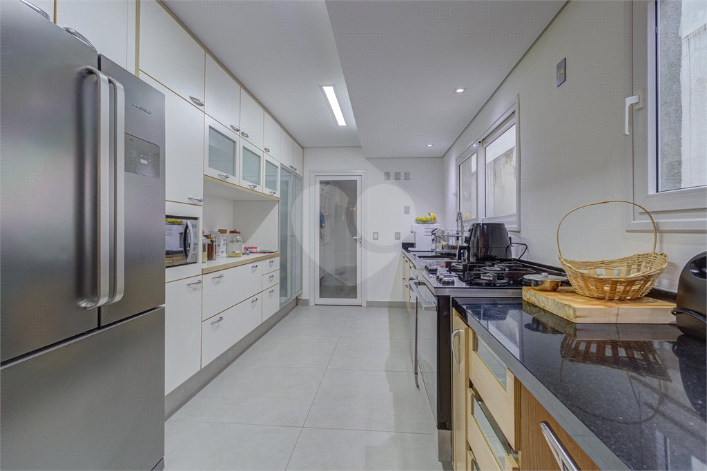 Casa Térrea à venda com 4 suítes em Alto da Boa Vista, São Paulo, SP