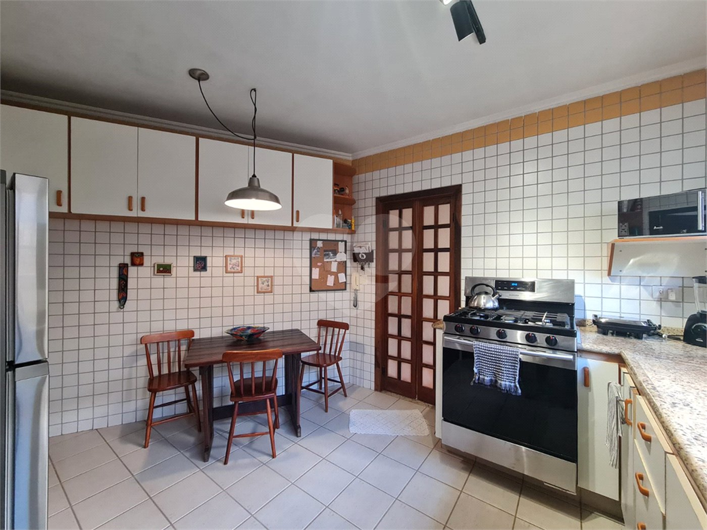 Casa Térrea à venda com 4 quartos, sendo 2 suítes, em Interlagos, São Paulo, SP
