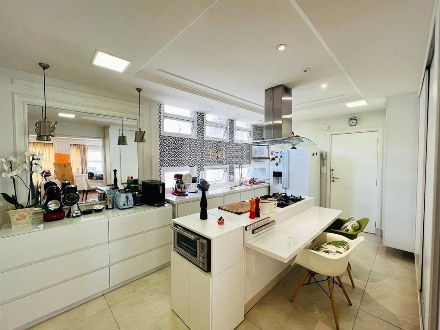 Apartamento à venda com 3 quartos, sendo 1 suíte, em Jardim Paulista, São Paulo, SP