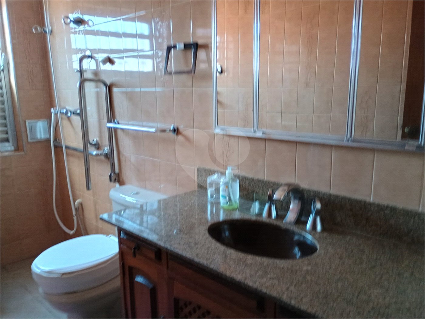Casa à venda com 3 quartos, sendo 1 suíte,  em Tremembé, São Paulo, SP