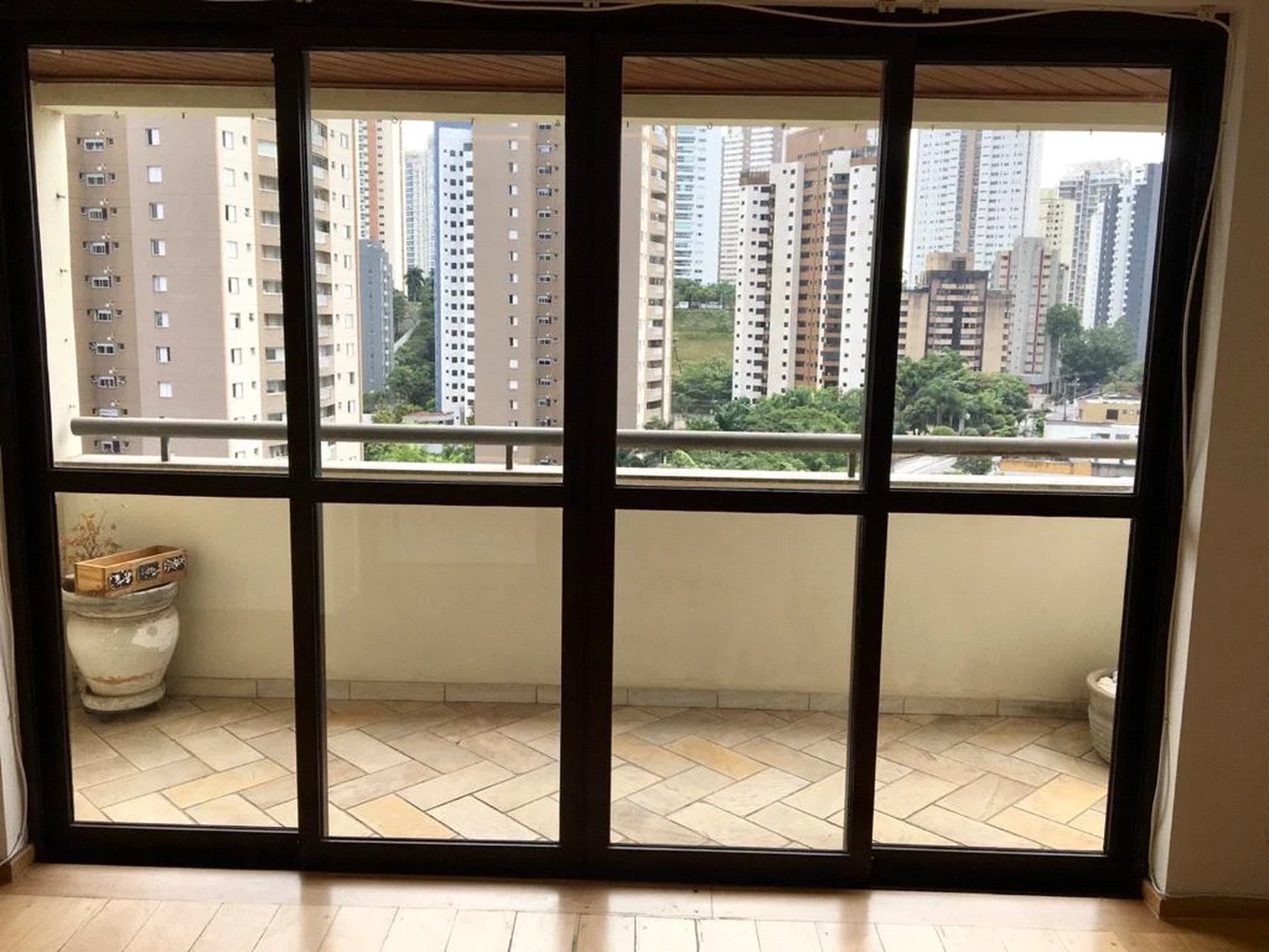Apartamento à venda com 3 quartos, sendo 1 suíte, em Vila Andrade, São Paulo, SP