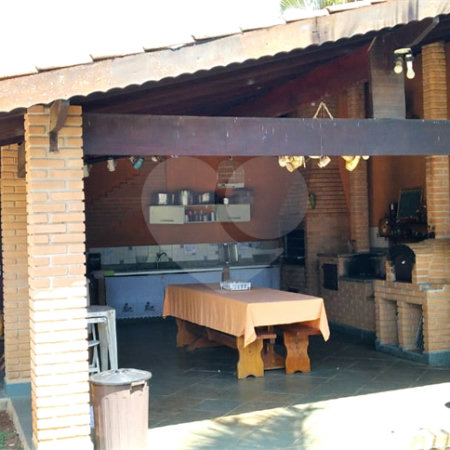 Chácara à venda com 2 quartos no Centro, Araçoiaba da Serra, SP