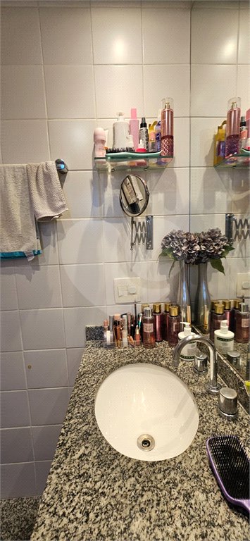 Apartamento à venda com 3 quartos, sendo 2 suítes, em Pinheiros, São Paulo, SP