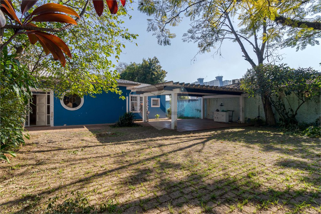 Casa Térrea à venda com 4 quartos, sendo 1 suíte, em Jardim Prudência, São Paulo, SP