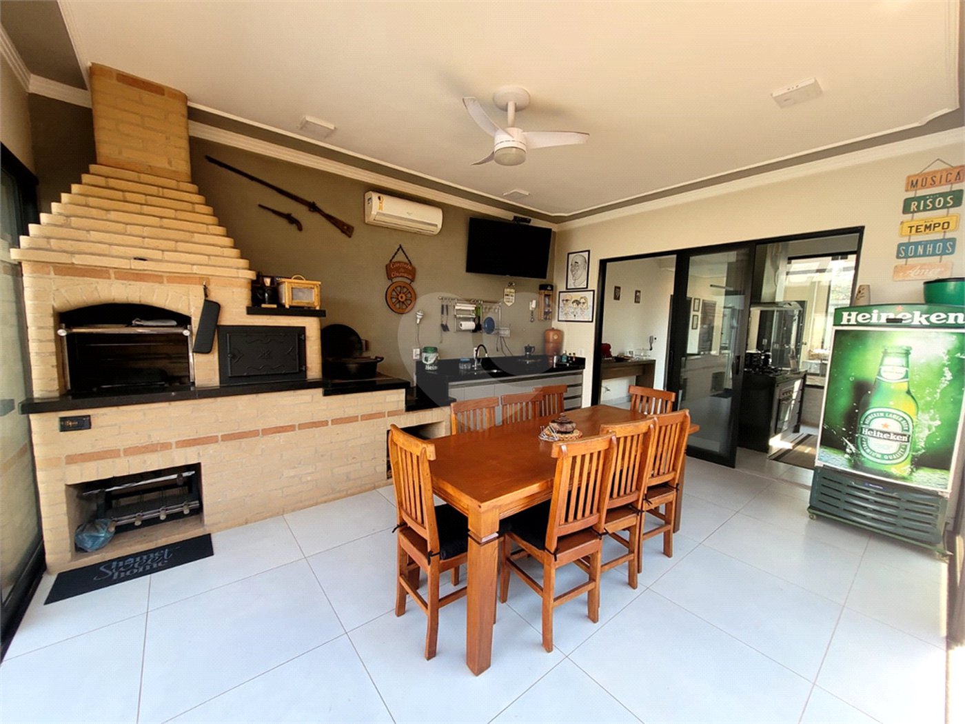 Casa à venda com 3 suítes em Ribeirânia, Ribeirão Preto, SP