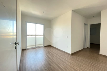 Apartamento à venda com 2 quartos, sendo 1 suíte, em Vila Hortência, Sorocaba, SP