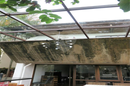 Casa à venda com 4 quartos, sendo 2 suítes, em Jardim Leonor, São Paulo, SP