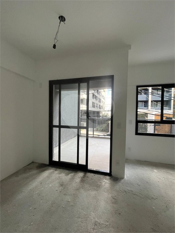 Apartamento à venda com 1 quarto em Sumarezinho, São Paulo, SP