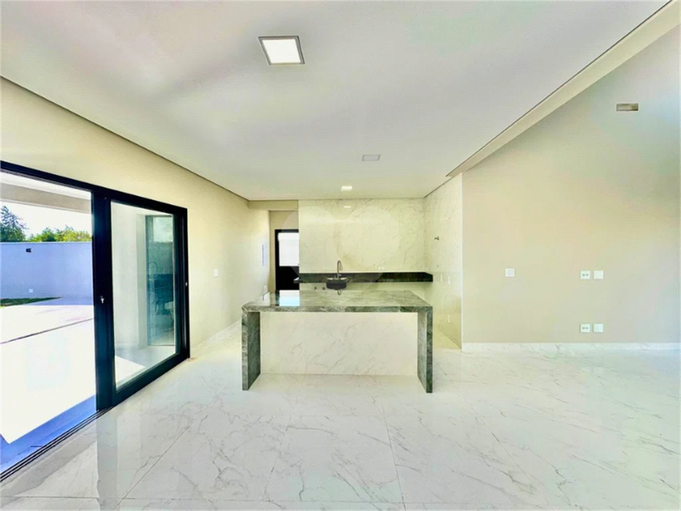 Excelente sobrado de 164m² em condomínio em Ribeirão Preto