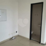 Sala comercial com 35m² , 1 vaga , 1 banheiro , à venda na Penha.