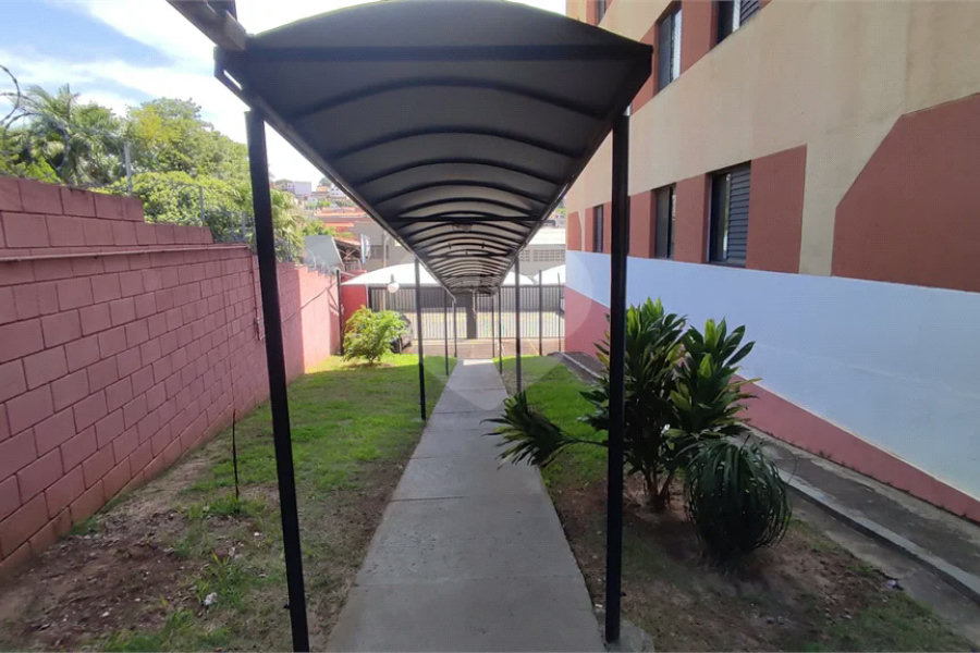 Apartamento à venda no Edifício Amarante no Bairro Jaraguá em Piracicaba - SP.