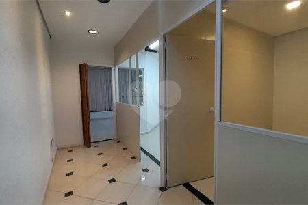 **SALA COMERCIAL DE 80 M² NO BAETA NEVES | EXCELENTE CUSTO-BENEFÍCIO E LOCALIZAÇÃO ESTRATÉGICA**