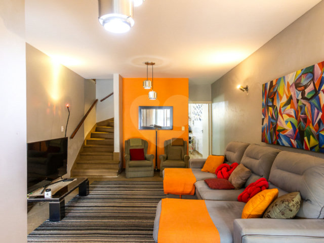 Casa à venda com 3 quartos, sendo 1 suíte,  em Vila Cordeiro, São Paulo, SP