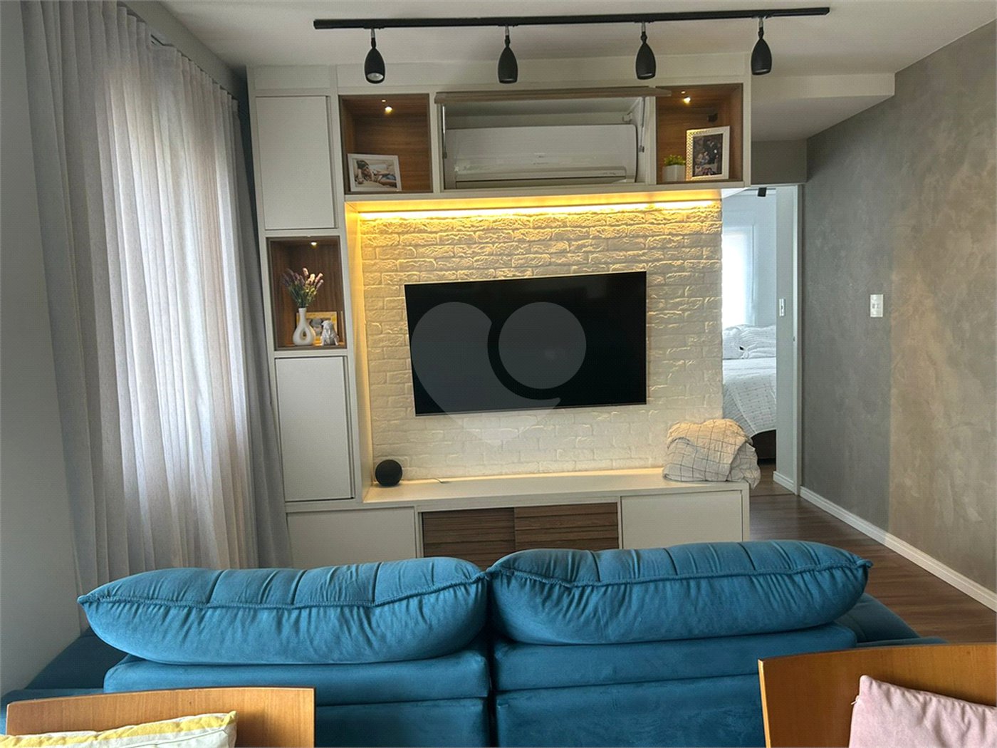 Apartamento à venda com 2 quartos, sendo 1 suíte, em Santa Teresinha, São Paulo, SP