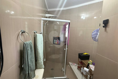 Sobrado à venda com 3 suítes em Vila Constança, São Paulo, SP