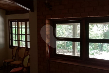 Chácara à venda com 4 quartos em Pinheirinho, Atibaia, SP