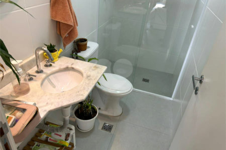 Apartamento à venda com 4 quartos, sendo 1 suíte,  em Jardim Armênia, Mogi das Cruzes, SP