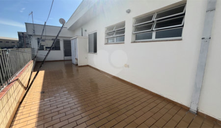 Casa à venda com 3 quartos, sendo 1 suíte, no Centro, Atibaia, SP