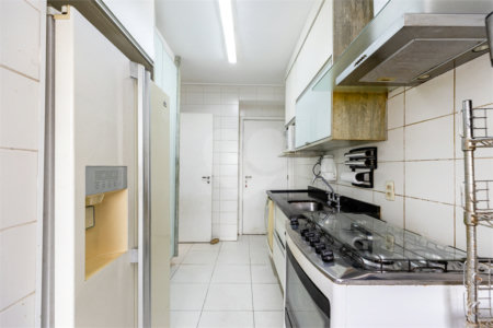 Apartamento à venda com 3 quartos, sendo 2 suítes, em Chácara Santo Antônio (zona Sul), São Paulo, SP