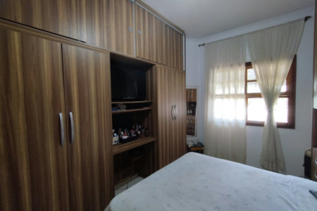 Casa à venda com 3 quartos, sendo 1 suíte, no condomínio Outeiro Das Flores, Itupeva - SP