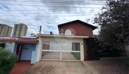 Sobrado à venda com 4 quartos, sendo 3 suítes,  em Jardim América, Ribeirão Preto, SP