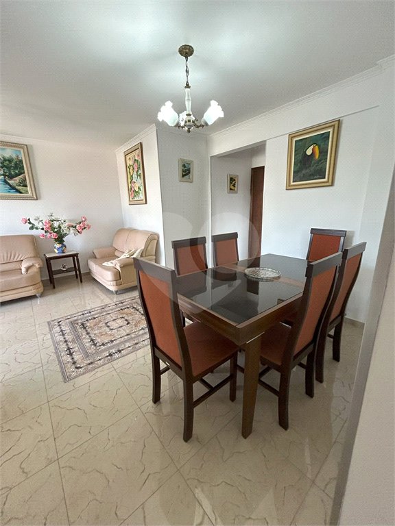 Apartamento à venda com 2 quartos em Jardim Esmeralda, São Paulo, SP