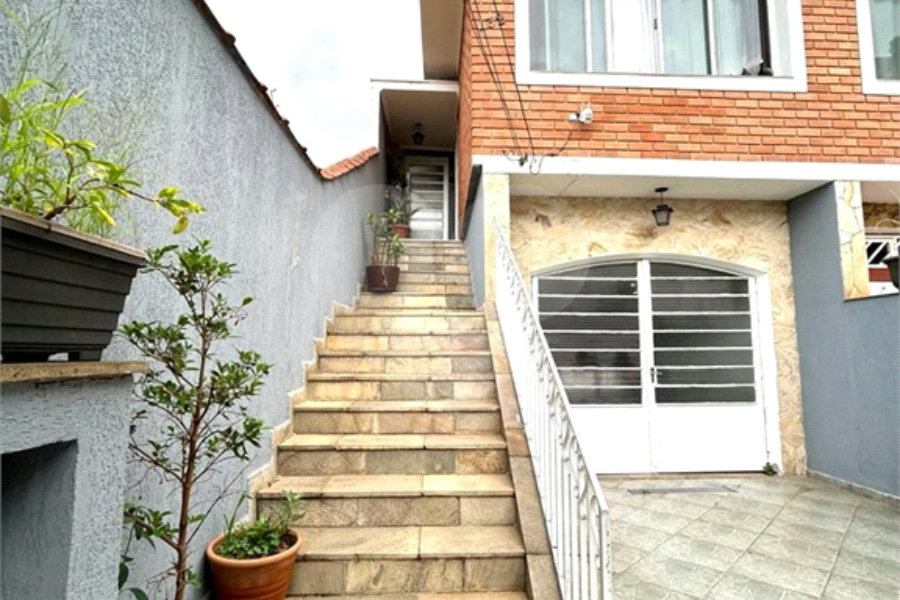 Casa à venda com 5 quartos, sendo 1 suíte, em Vila Mazzei, São Paulo, SP