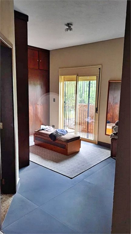 Casa à venda com 8 quartos, sendo 4 suítes, em Roseira, Mairiporã, SP