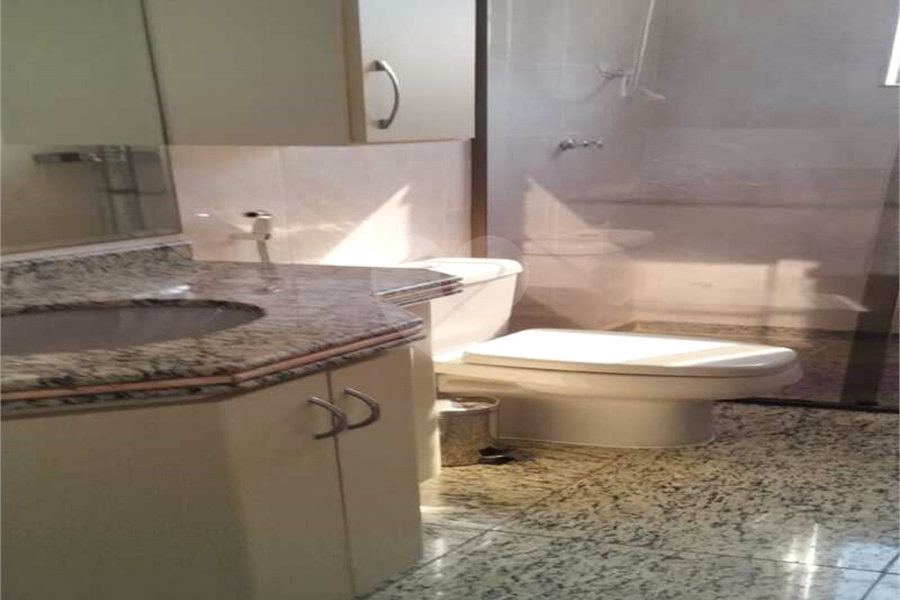 Sobrado à venda com 3 quartos, sendo 1 suíte, em Vila Medeiros, São Paulo, SP