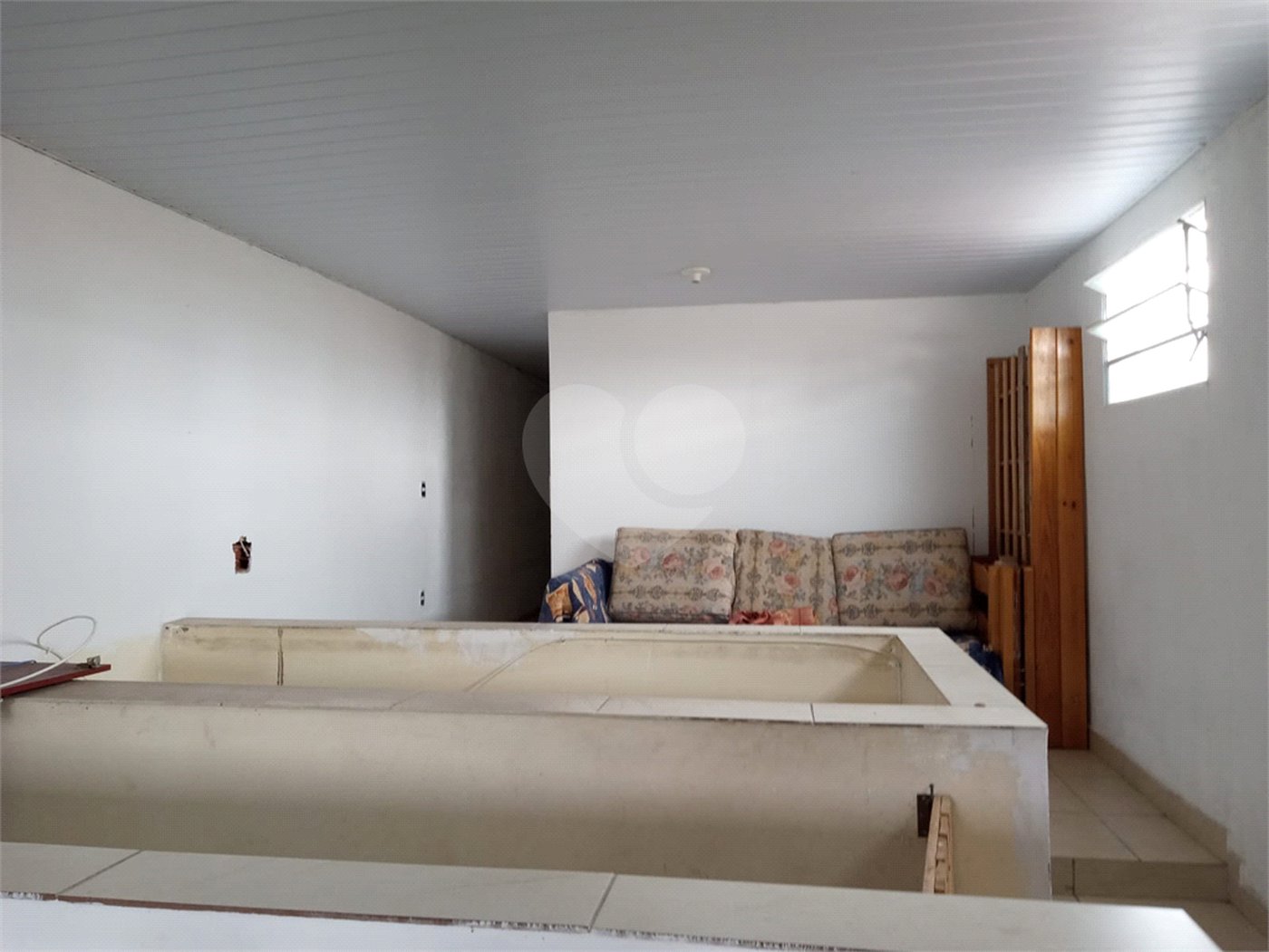 Sobrado à venda com 8 quartos, sendo 4 suítes, em Jardim São Paulo(zona Norte), São Paulo, SP