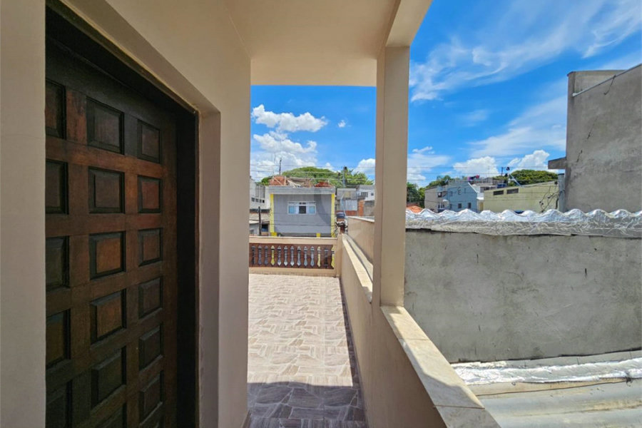 Sobrado à venda com 3 quartos em Vila Sabrina, São Paulo, SP