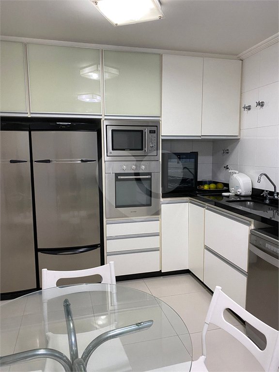 Casa à venda com 4 suítes no condomínio Maison Montparnasse, São Paulo - SP