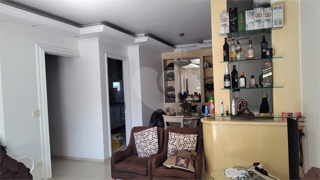 Apartamento à venda com 3 quartos, sendo 1 suíte, em Vila Augusta, Guarulhos, SP