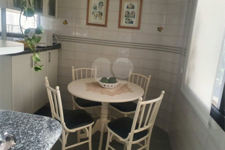 Apartamento à venda com 4 suítes em Vila Andrade, São Paulo, SP