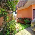 Casa à venda com 4 quartos, sendo 2 suítes,  em Vila Oliveira, Mogi das Cruzes, SP