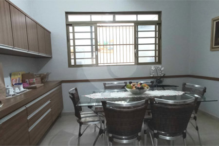 Casa Térrea à venda com 3 quartos, sendo 1 suíte, em Ribeirânia, Ribeirão Preto, SP