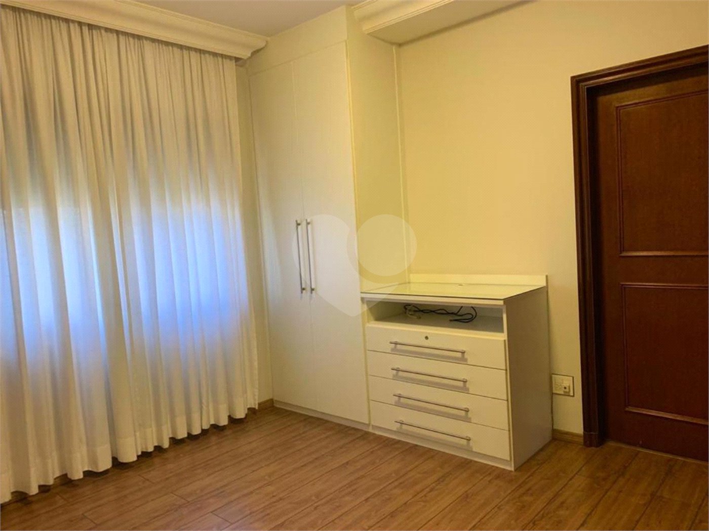Apartamento à venda com 4 suítes em Santana, São Paulo, SP
