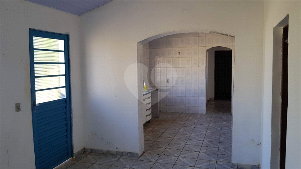 Chácara à venda com 3 quartos, sendo 1 suíte, no Centro, Araçoiaba da Serra, SP