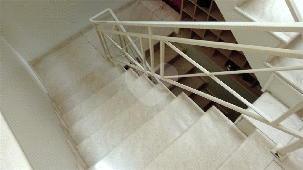 Sobrado à venda com 4 quartos, sendo 3 suítes,  em Horto Florestal, São Paulo, SP