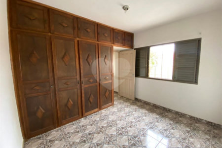 Casa à venda com 3 quartos em Jardim Paulistano (vila Xavier), Araraquara, SP
