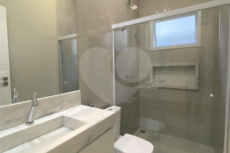 Casa à venda com 3 quartos, sendo 1 suíte, no condomínio Reserva Central Parque, Salto - SP