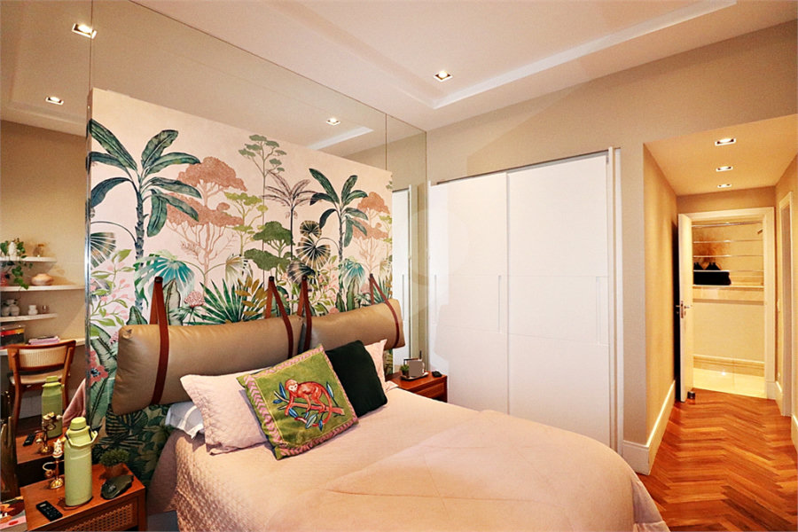 Apartamento à venda com 4 quartos, sendo 3 suítes,  em Santana, São Paulo, SP