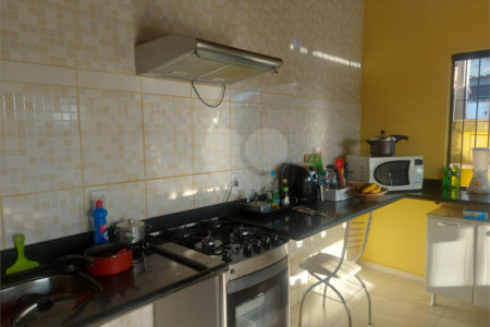 Casa à venda com 3 quartos, sendo 2 suítes, em Capela, Vinhedo, SP