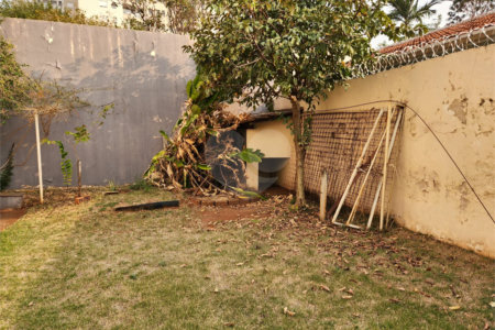 Casa à venda com 3 quartos, sendo 1 suíte, em Jardim Morumbi, Araraquara, SP
